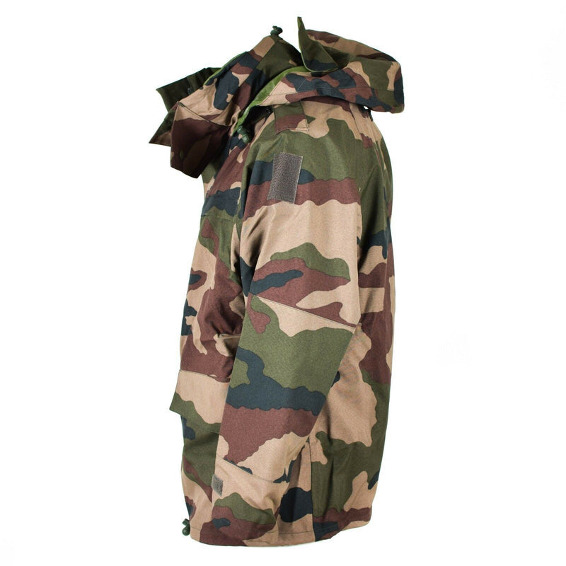 Original wasserdichte Trilaminatjacke der französischen Armee CCE Camo Regenparka mit Kapuze NEU